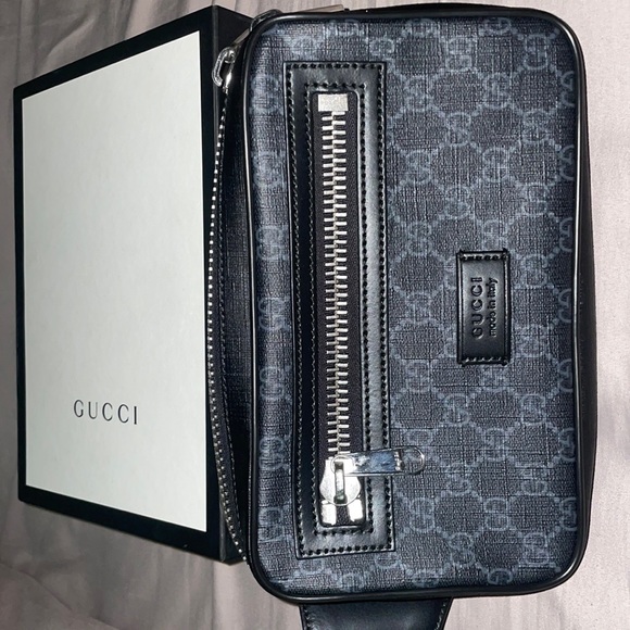 Selling Gucci belt bag not my style good conditions - Picture 1 of 6